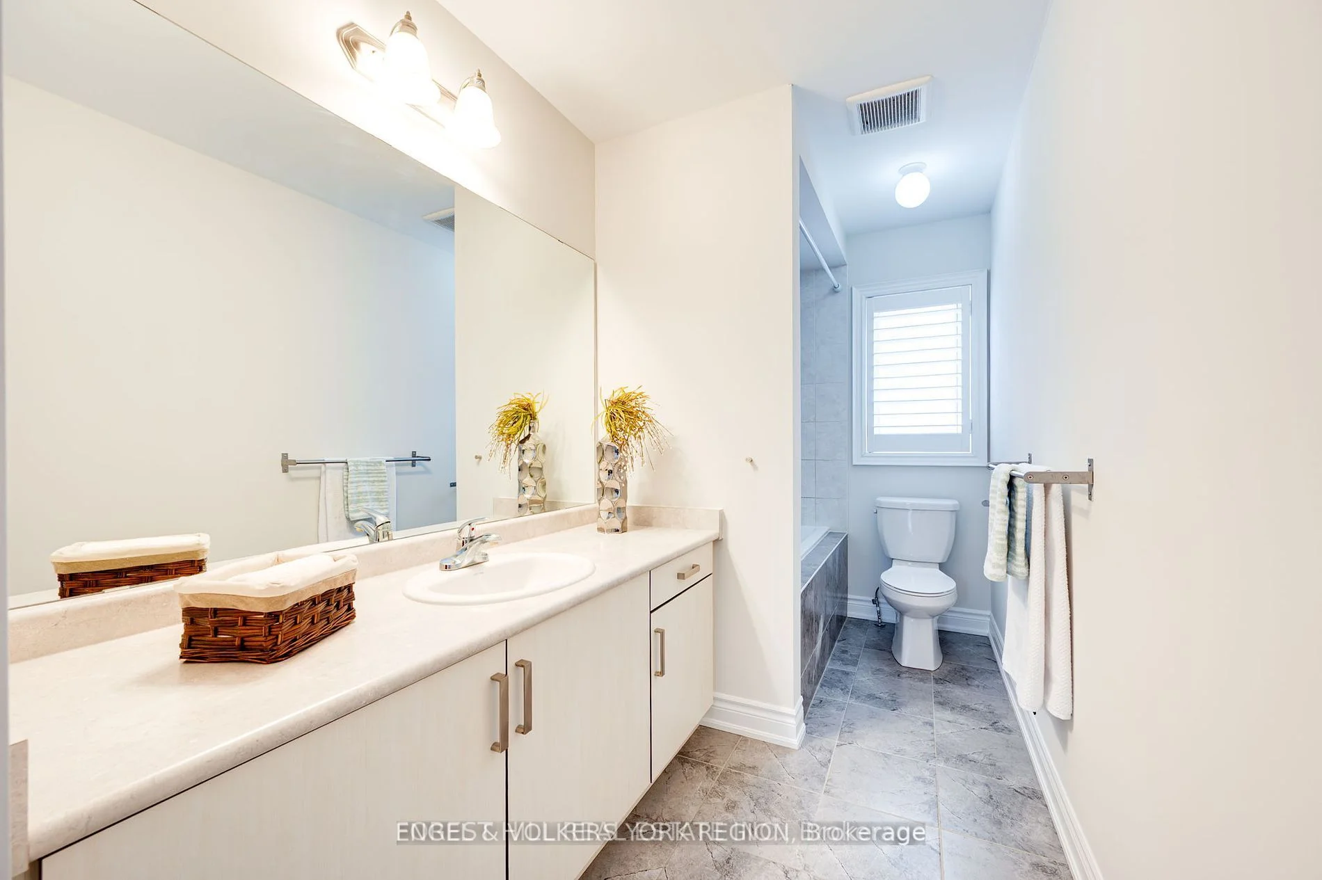 30 William Luck Avenue, East Gwillimbury, ON