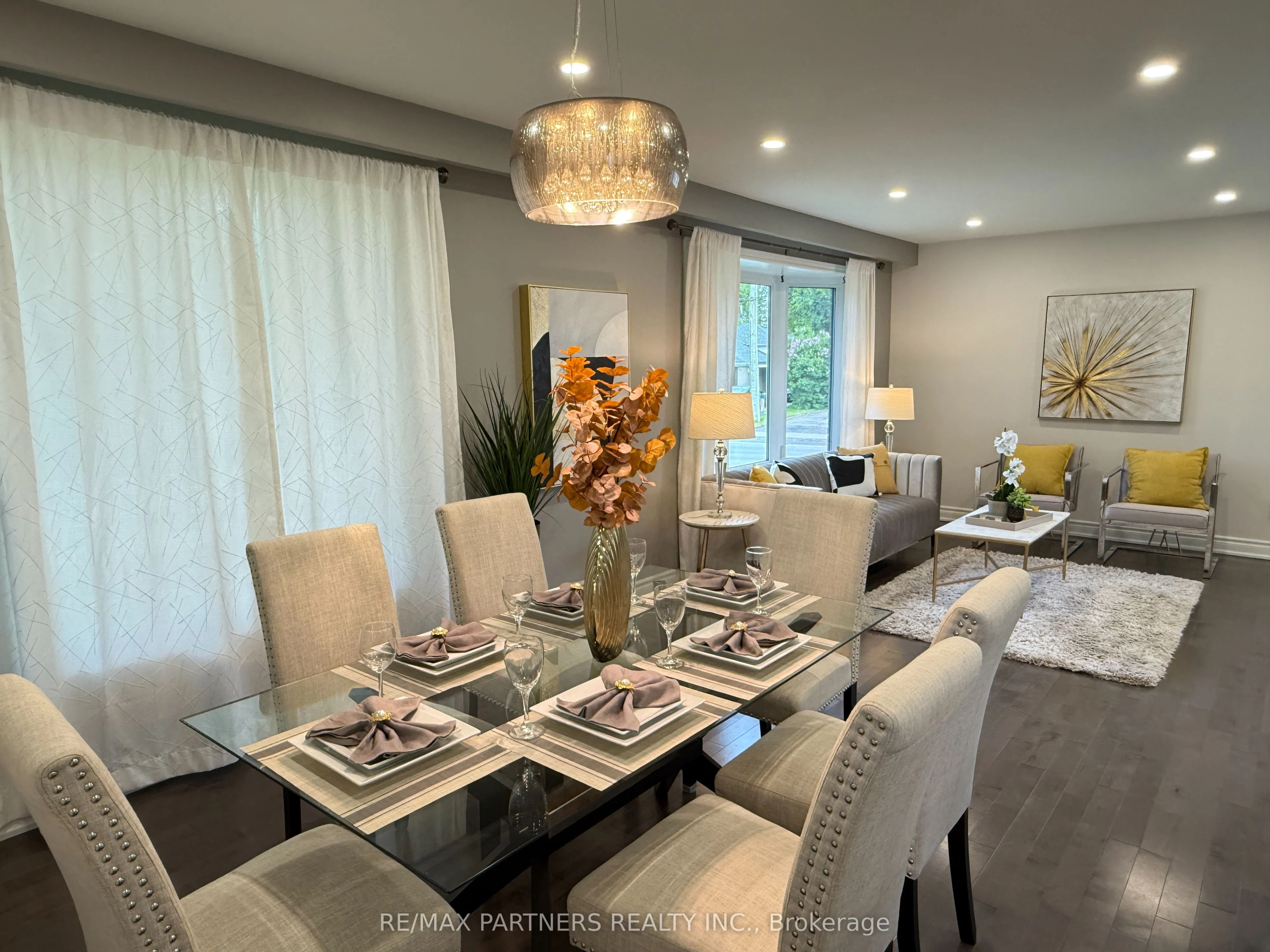 Detached in Aurora