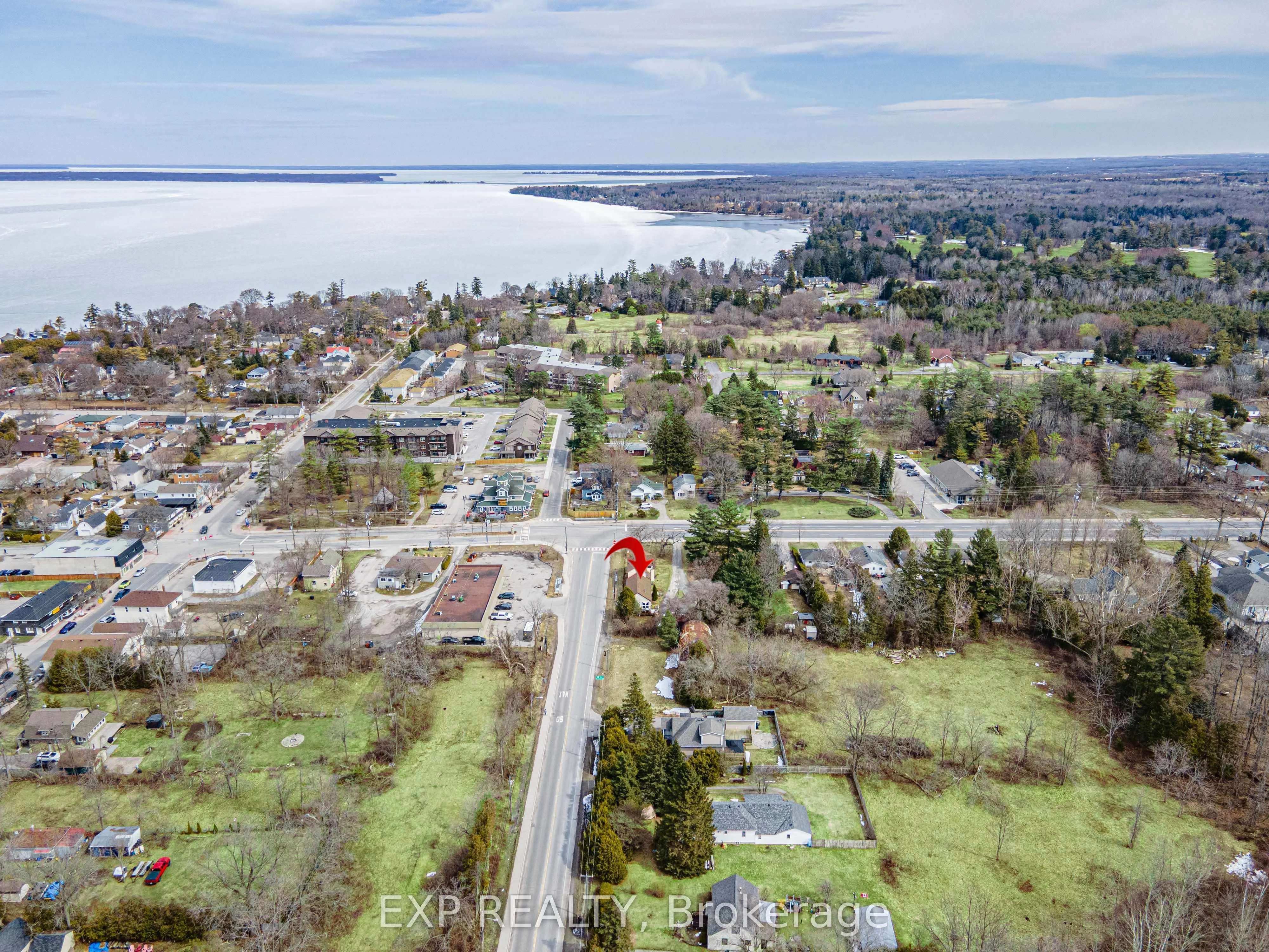 21082 Dalton Road, Georgina, On L0e 1l0