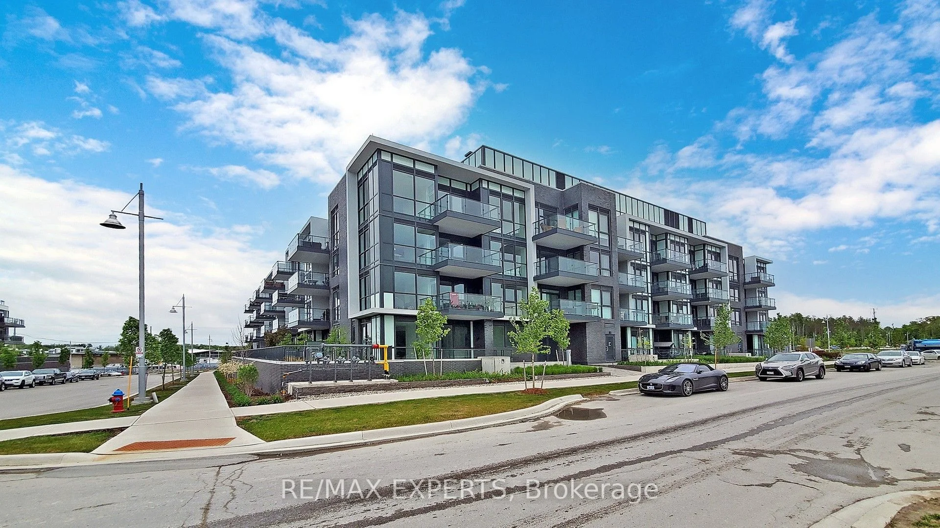 375 Sea Ray Avenue 240, Innisfil, On L9s 0n9