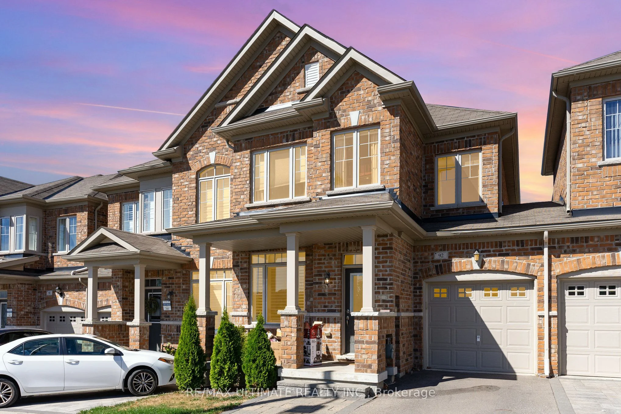 Att/Row/Townhouse in Markham