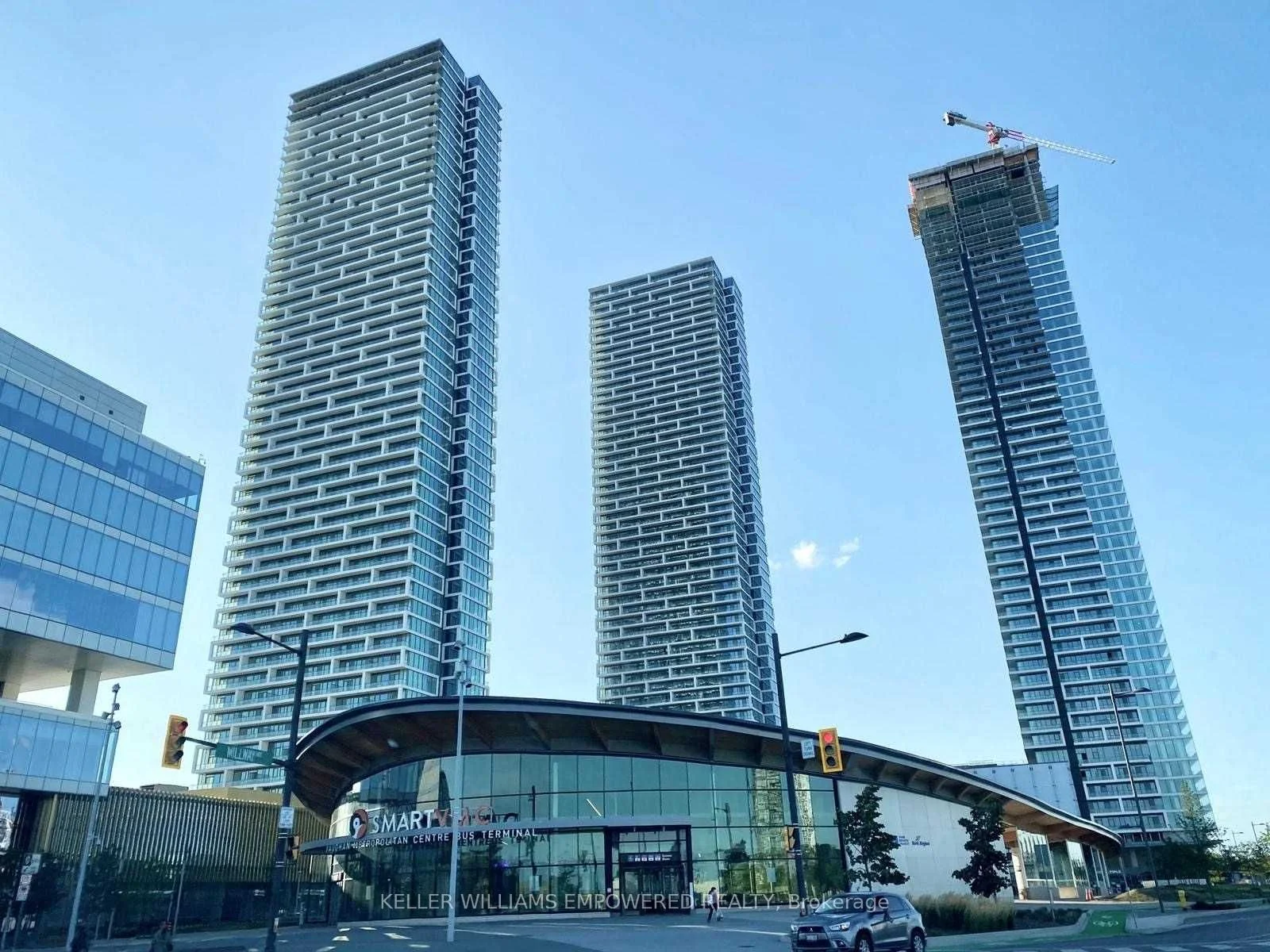898 Portage Parkway 3202, Vaughan, On L4k 0j6