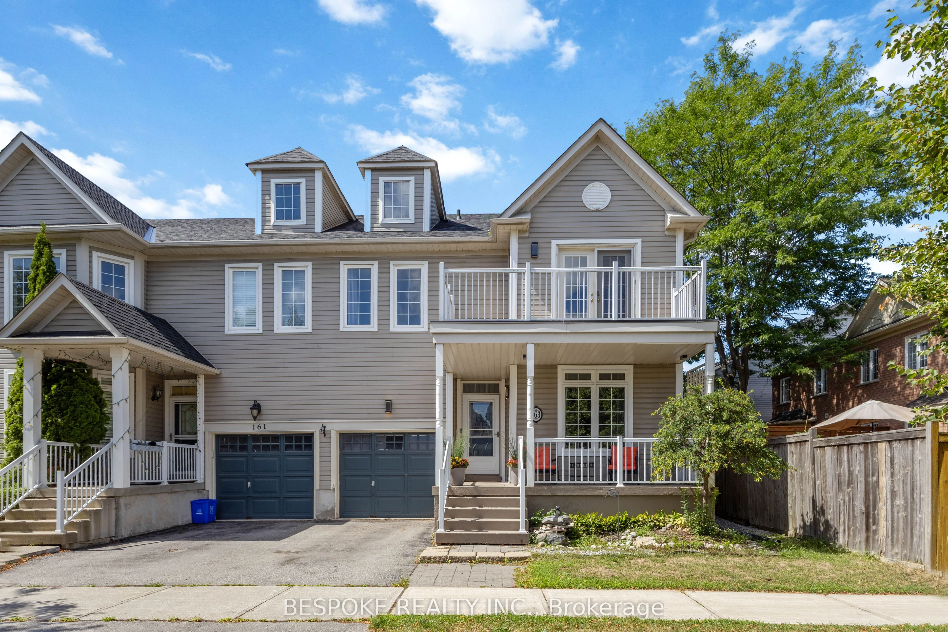 Semi-Detached in Georgina