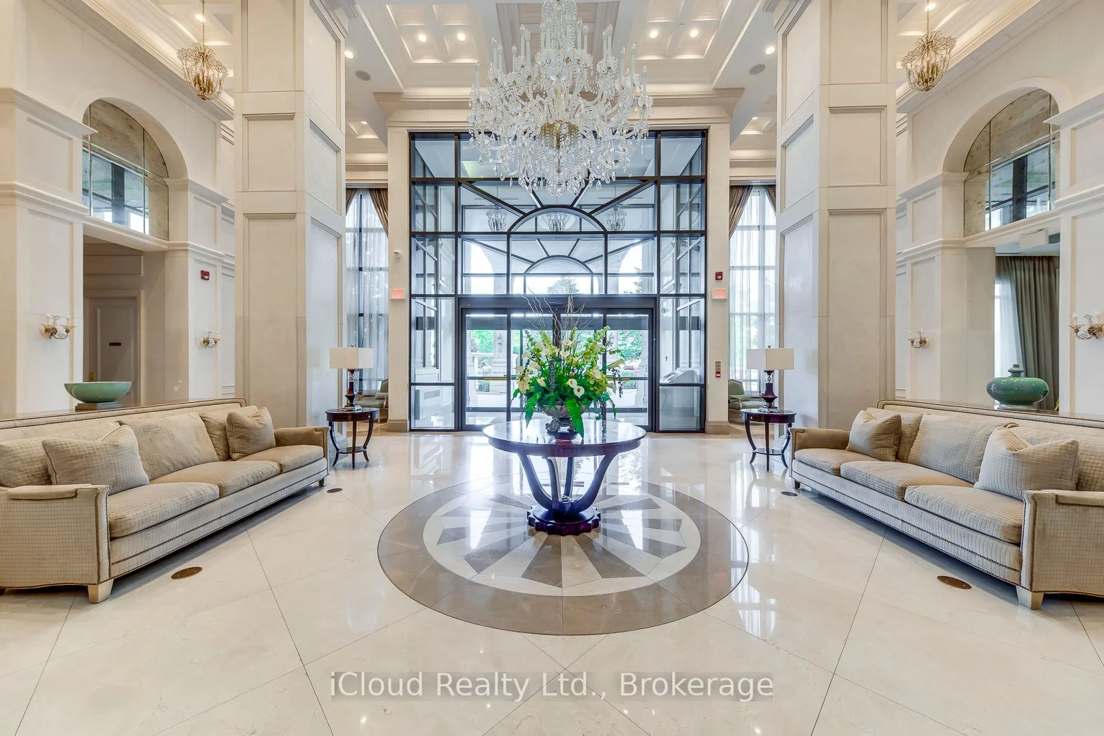 9255 Jane Street 804, Vaughan, ON L6A 0K1