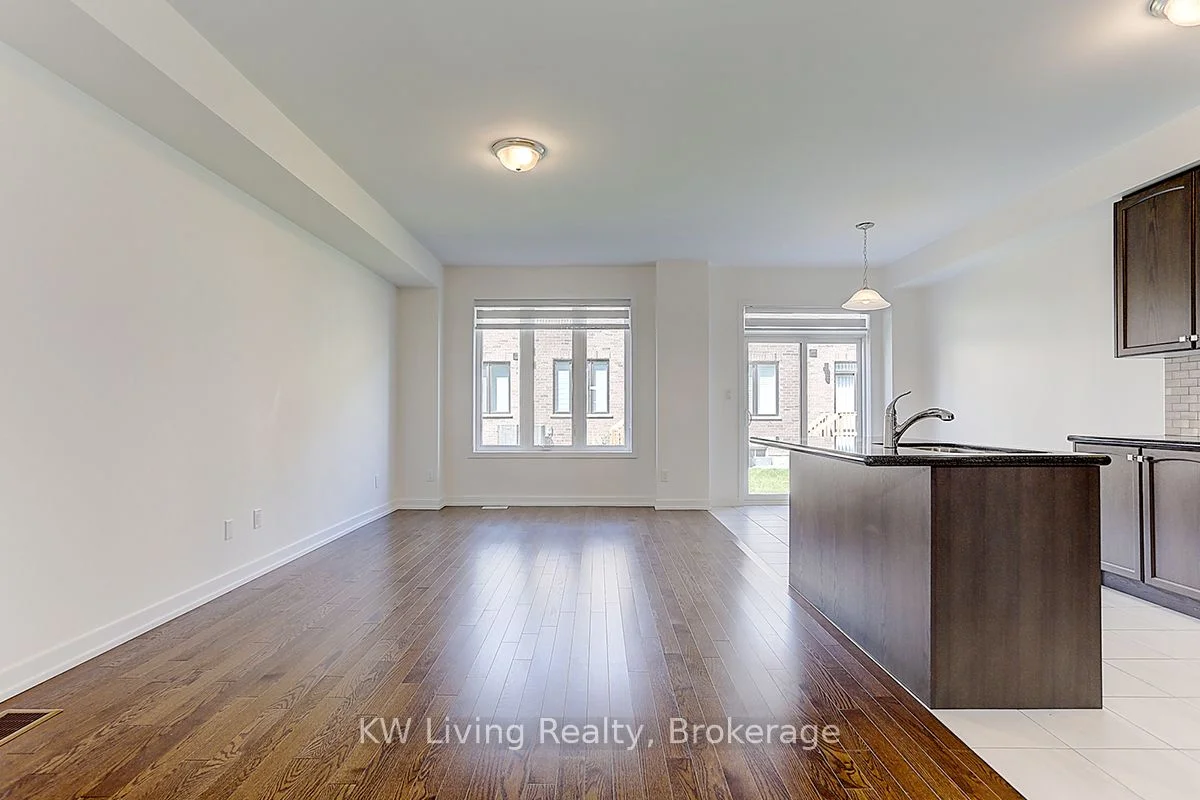 48 Hewison Avenue, Richmond Hill, On L4s 0h9