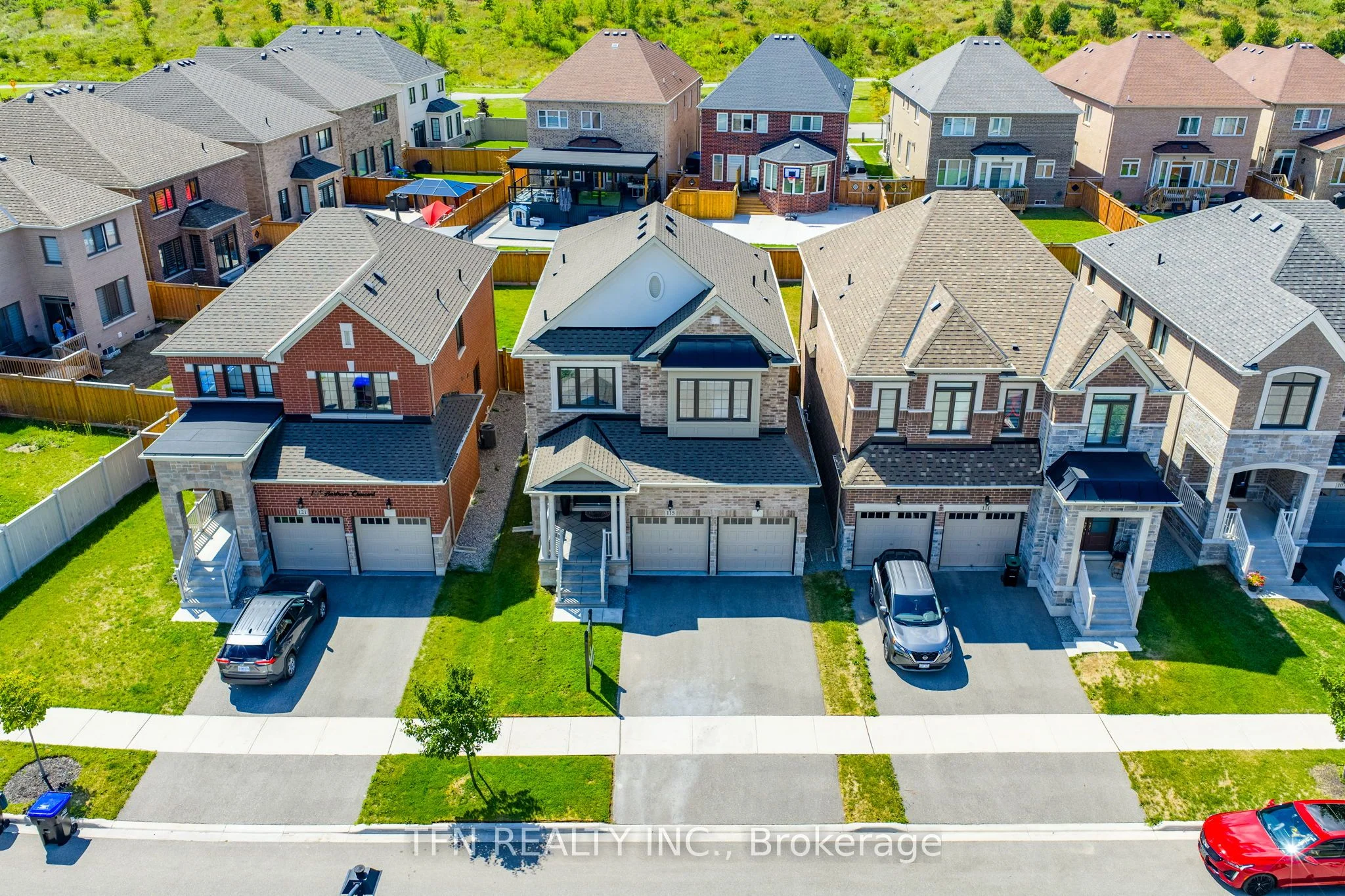 115 Bartram Crescent, Bradford West Gwillimbury, ON L3Z 4J2