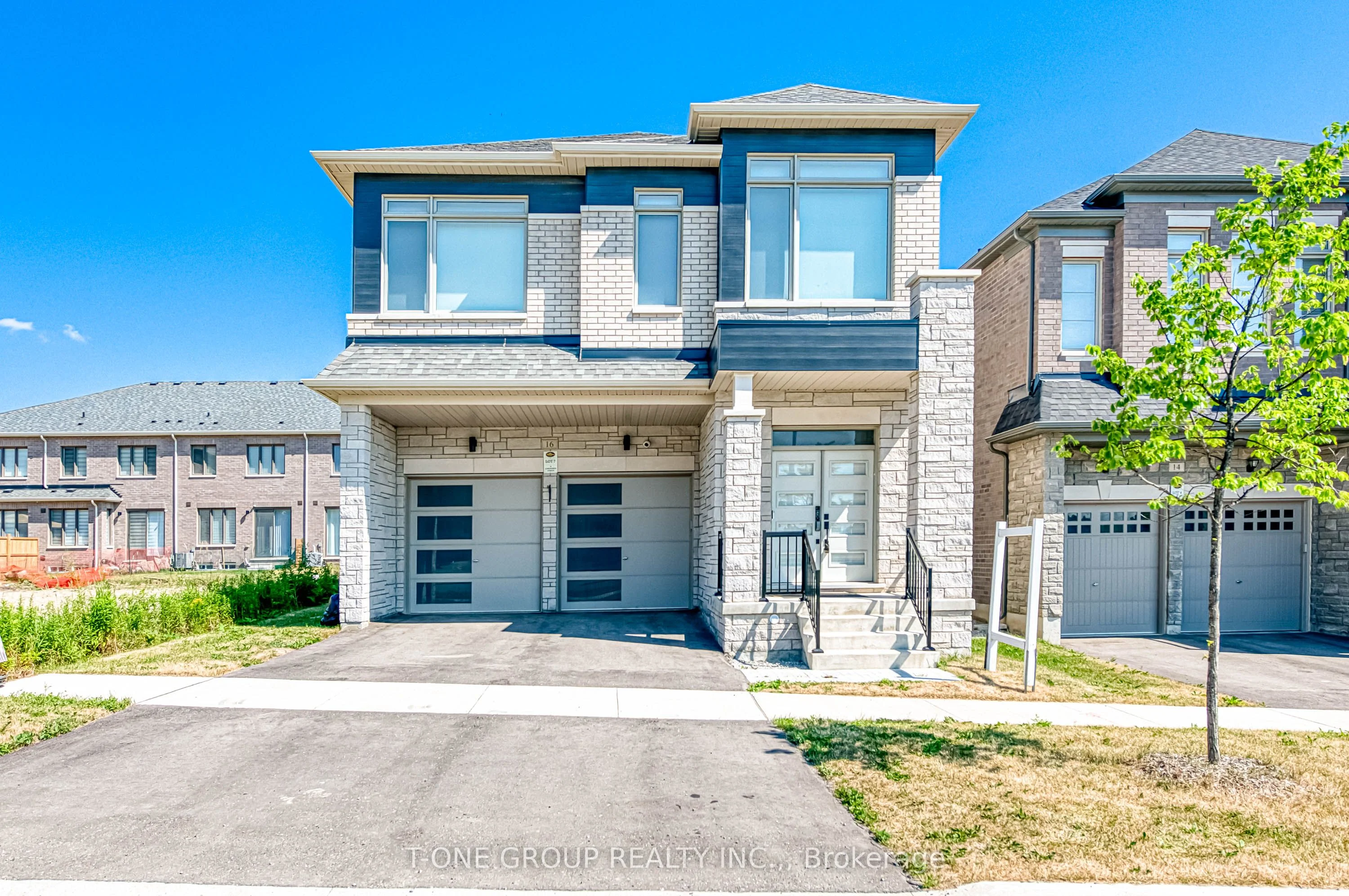 Detached in Richmond Hill