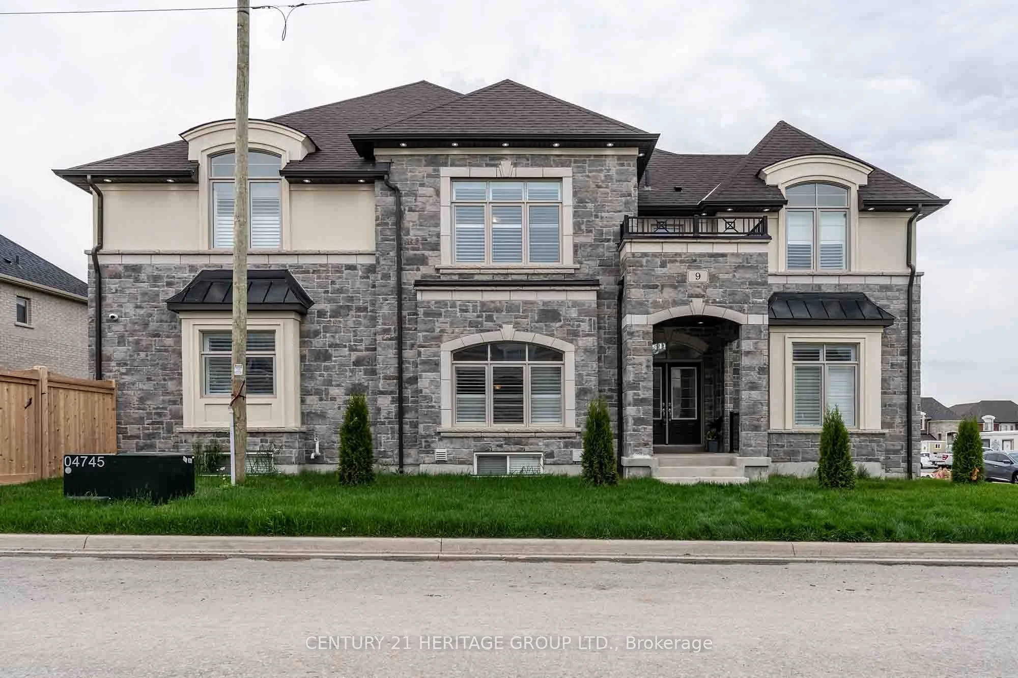 Detached in East Gwillimbury