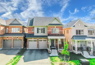 Detached in East Gwillimbury