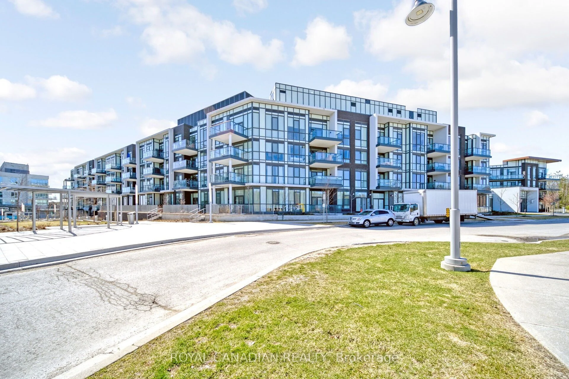 415 Sea Ray Avenue 352, Innisfil, ON L9S 0R5