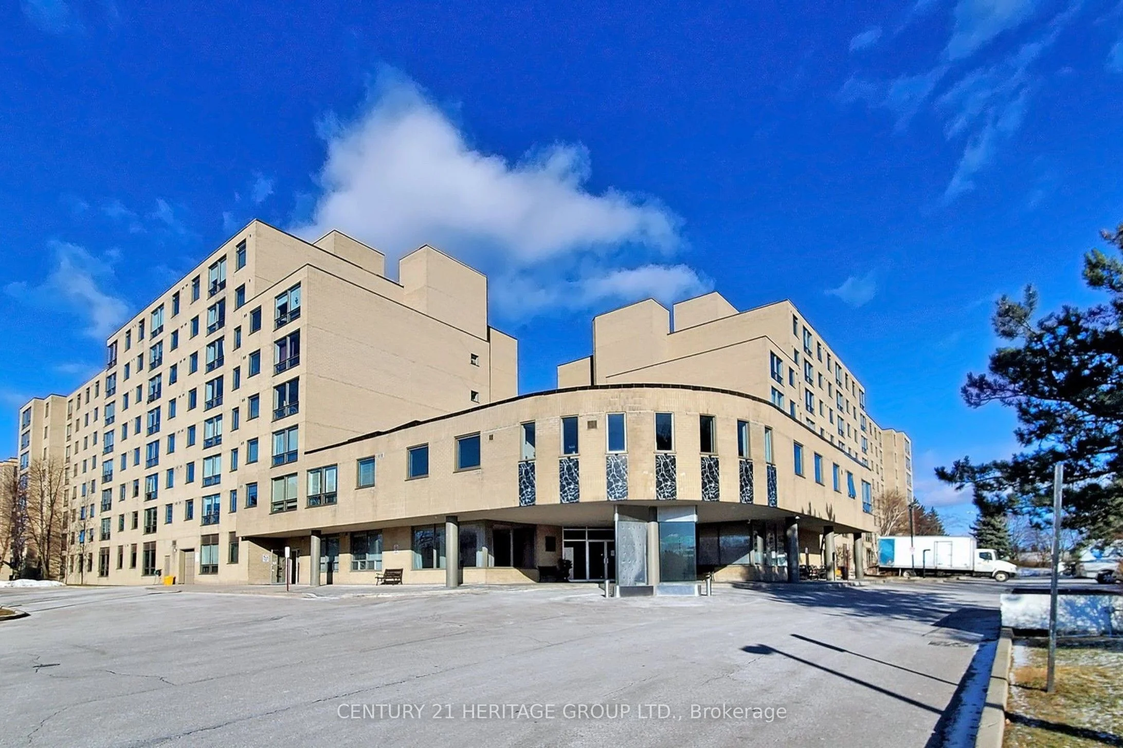 326 Major Mackenzie Drive E 622, Richmond Hill, ON L4C 8T4