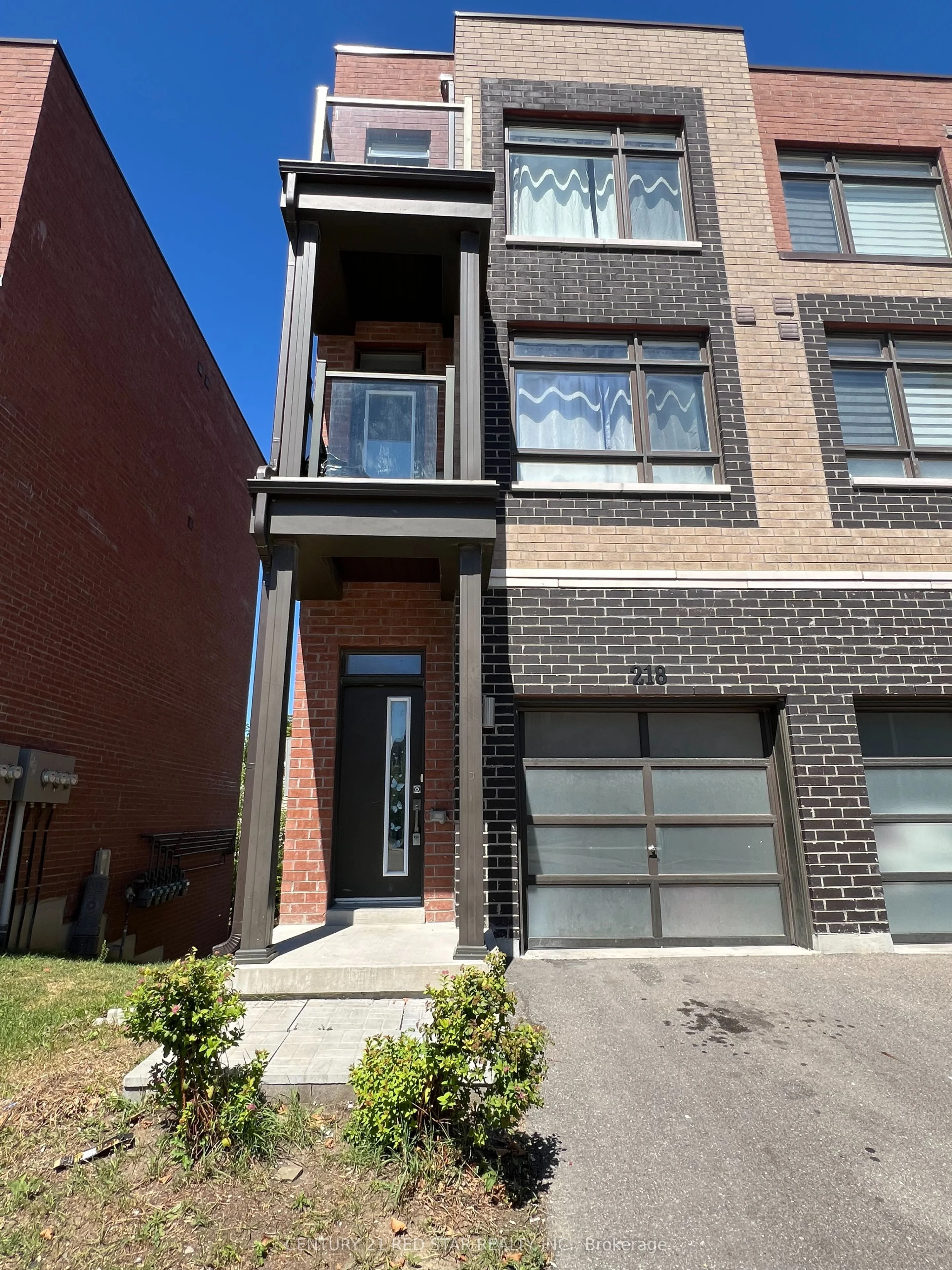 218 Dalhousie Street, Vaughan, ON L4L 0L7