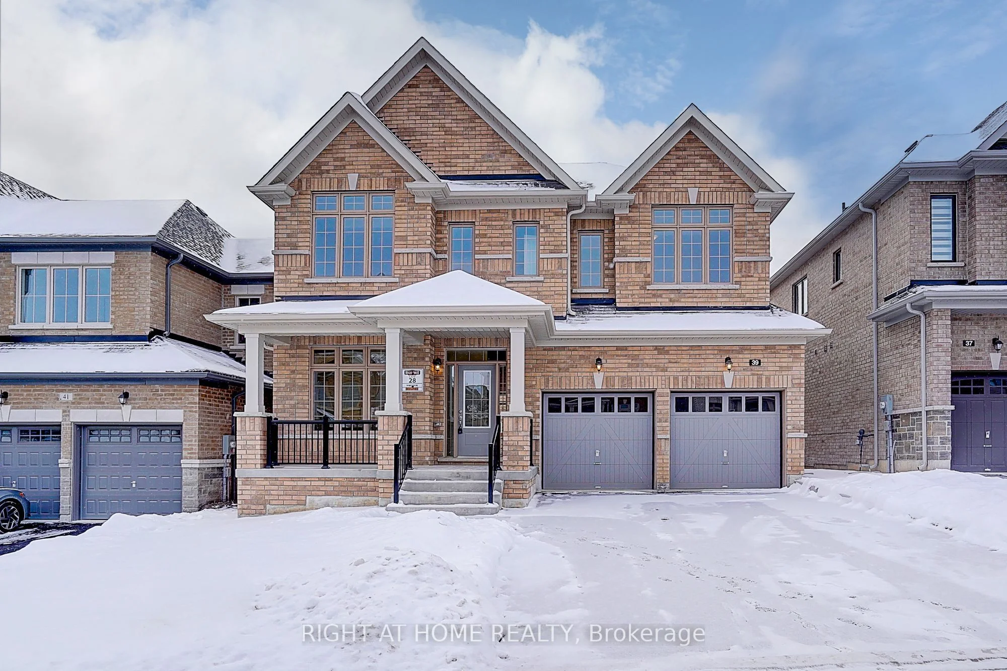 Detached in Georgina