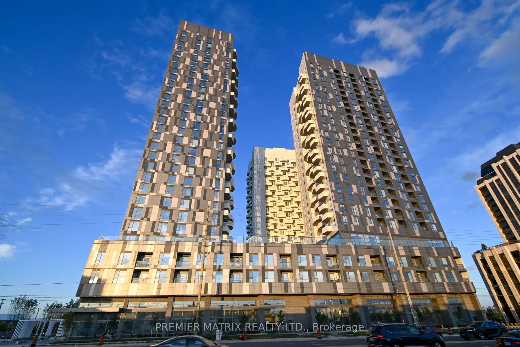 Condo Apartment in Vaughan