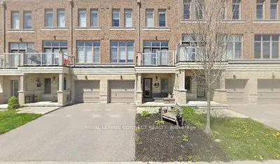 Att/Row/Townhouse in Whitchurch-Stouffville