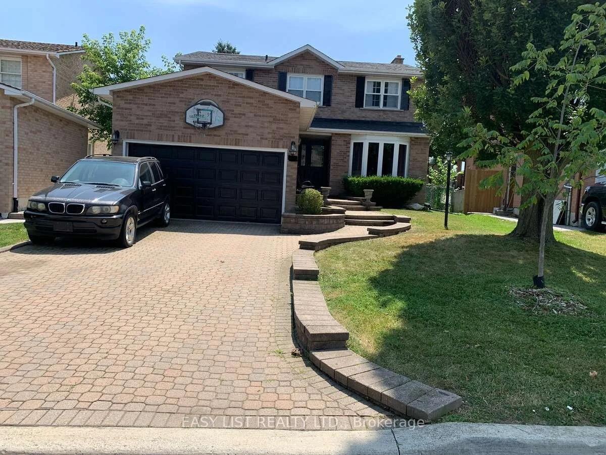102 Burwell Crescent, Markham, On L3p 6v1