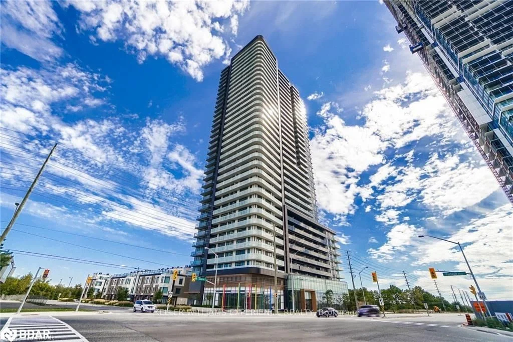 Condo Apartment in Vaughan