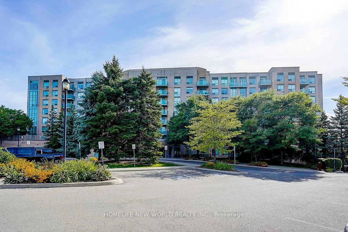 3 Ellesmere Street 623, Richmond Hill, ON L4B 4N2