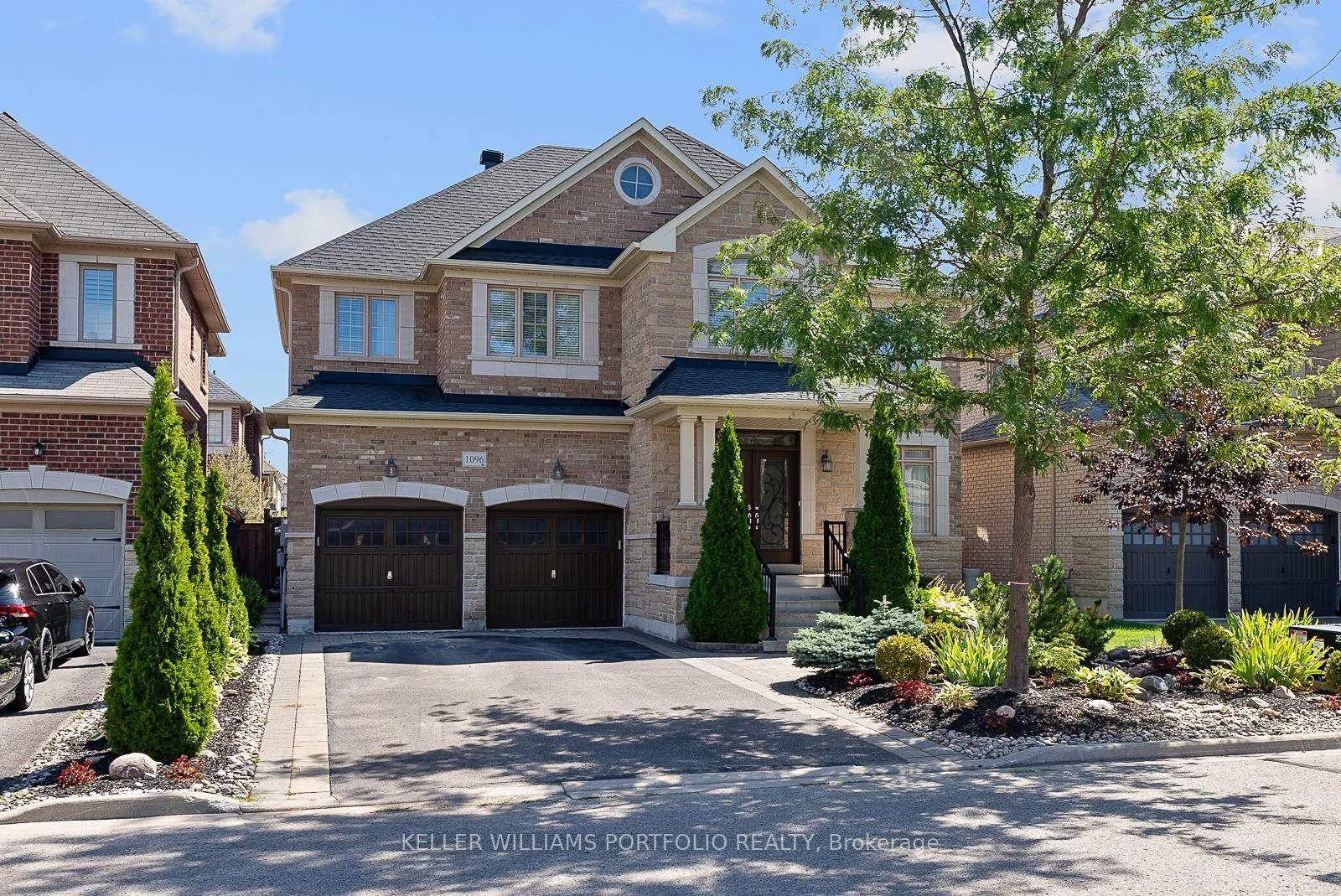 1096 Sherman Brock Circle, Newmarket, ON L3X 0B2