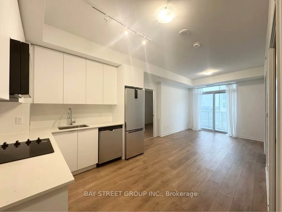 Condo Apartment in Vaughan