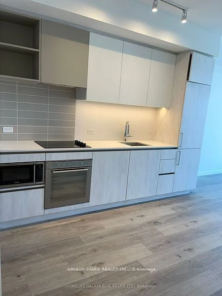 7890 Jane Street 5008, Vaughan, On L4k 0k9