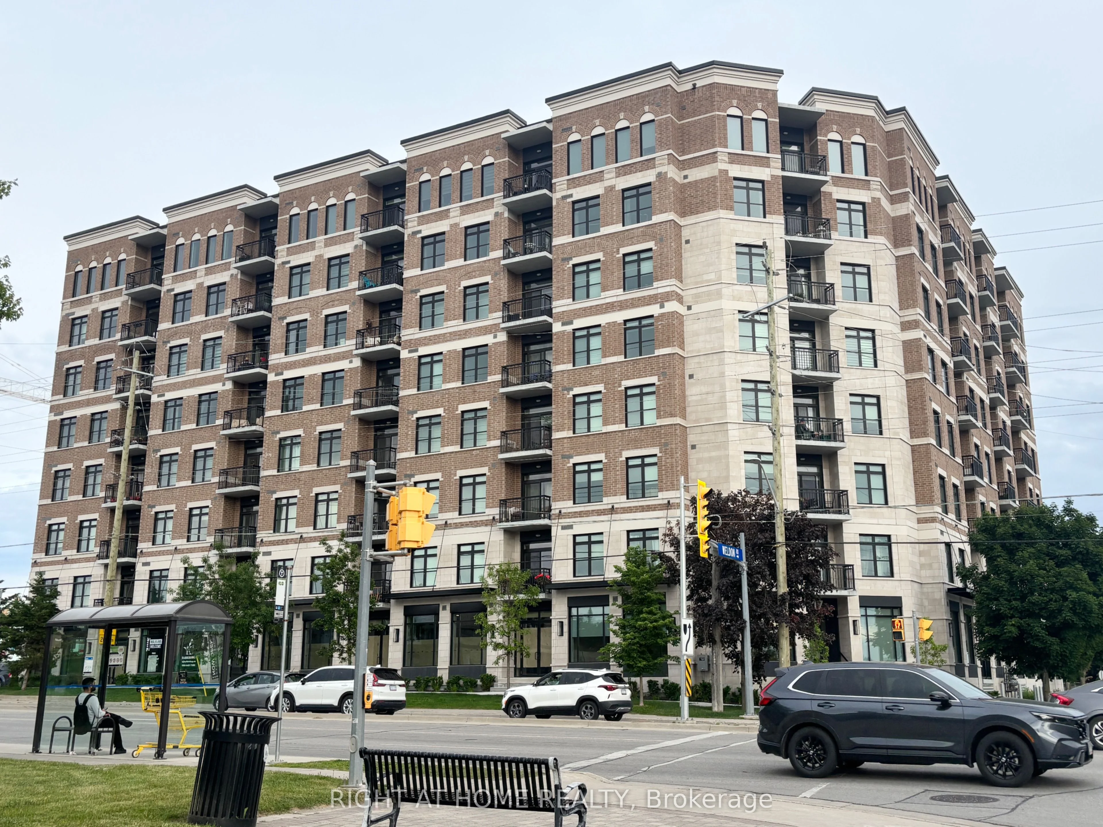 5917 Main Street 407, Whitchurch-Stouffville, ON L4A 5G4