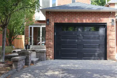 Detached in Markham