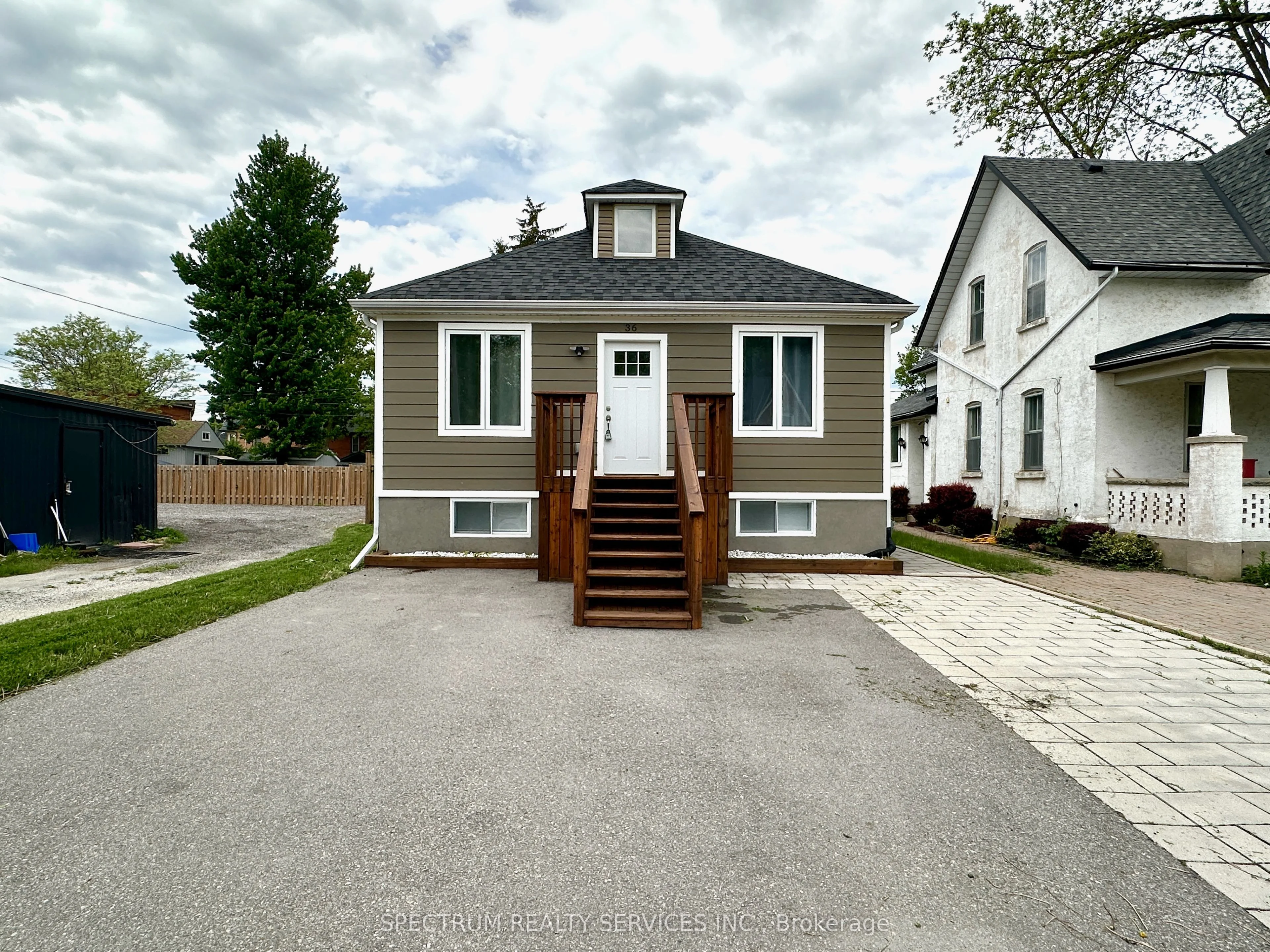 36 Queen Street N, New Tecumseth, ON L0G 1W0