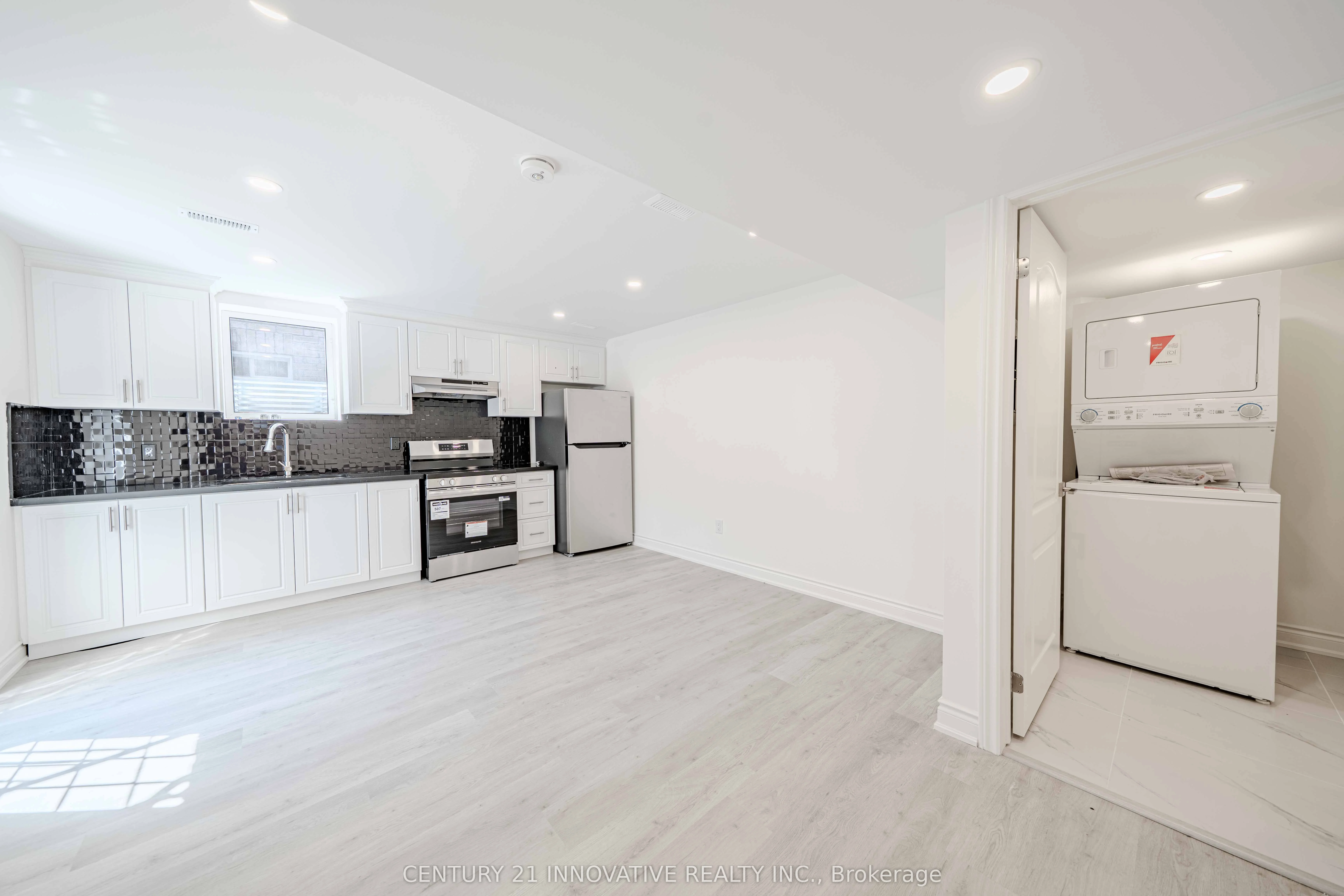 921 Langford Boulevard Bsmt, Bradford West Gwillimbury, ON L3Z 4J2