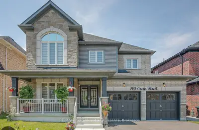 Duplex in Innisfil