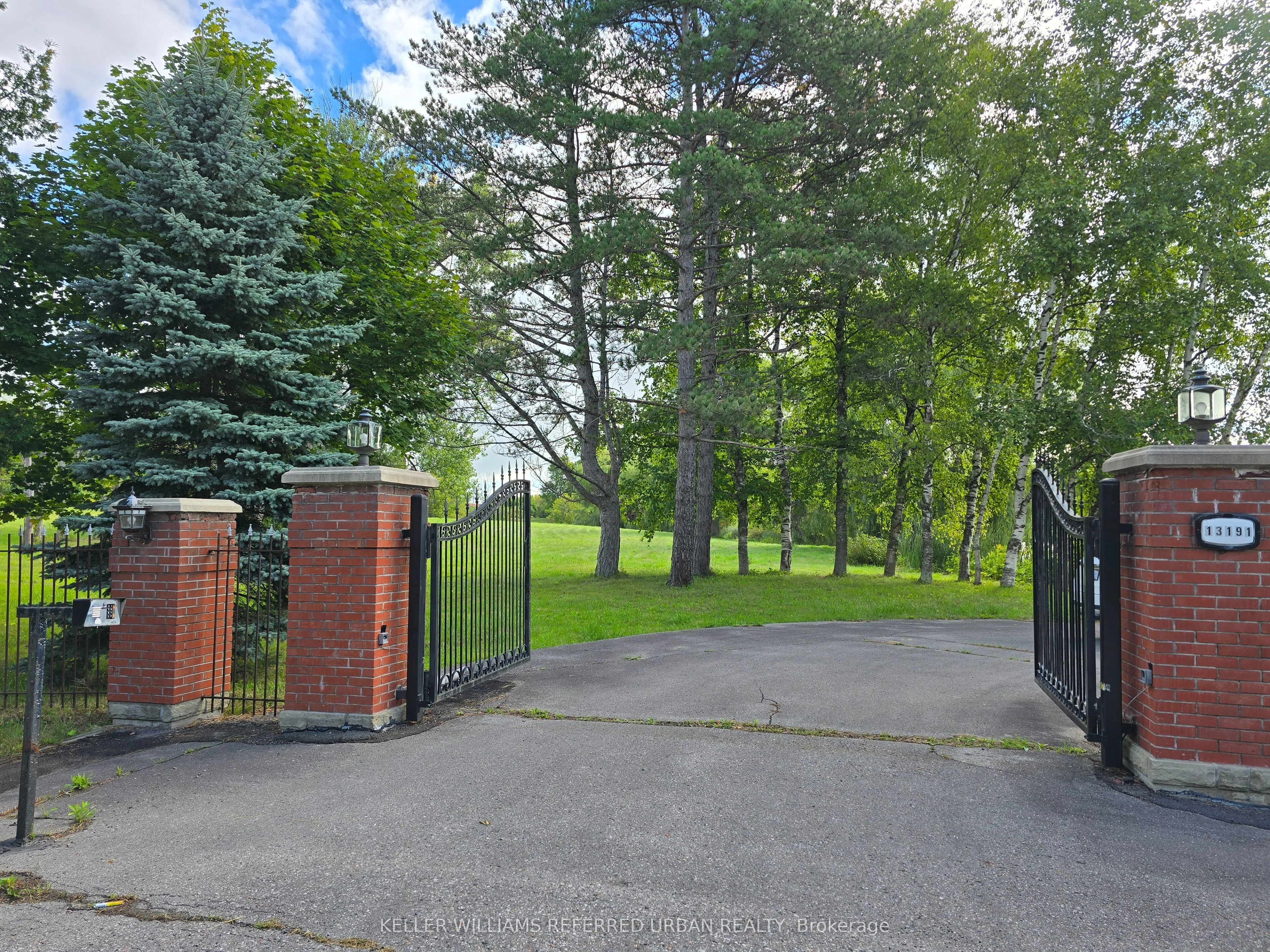 13191 McCowan Road, Whitchurch-Stouffville, ON L4A 7X5
