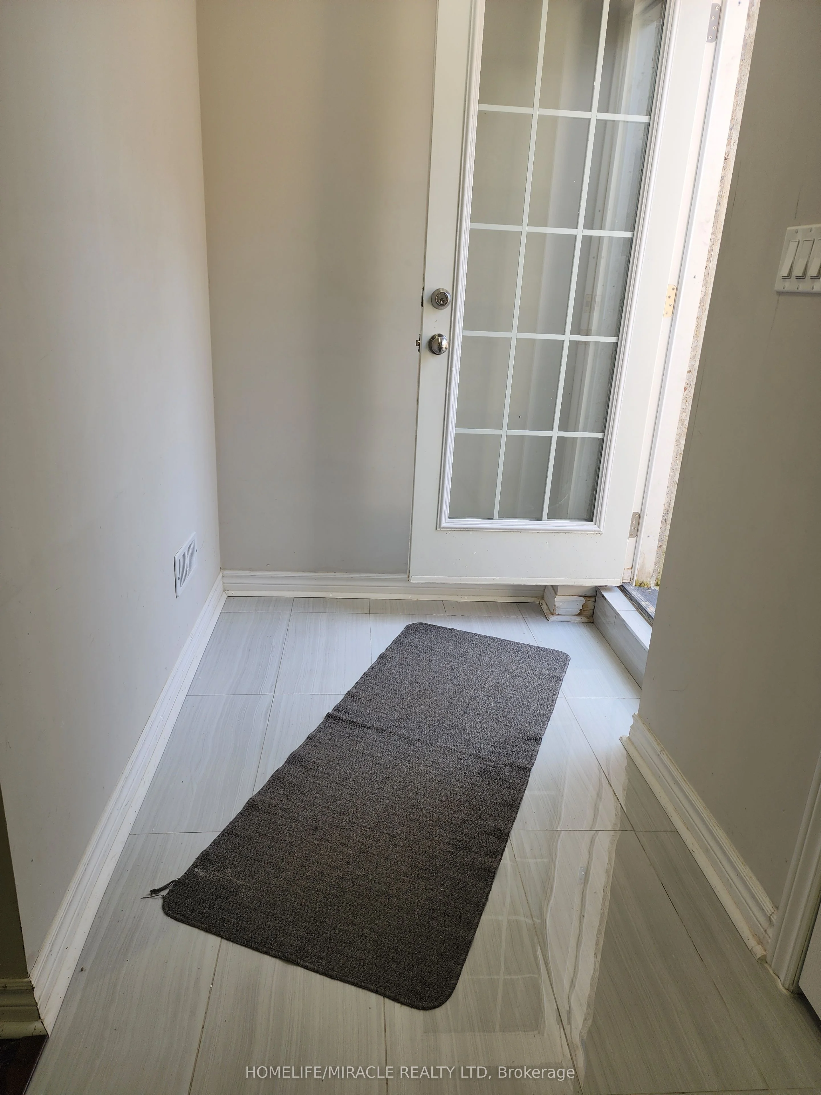 532 Forsyth Form Drive, Whitchurch-stouffville, On L4a 0n3