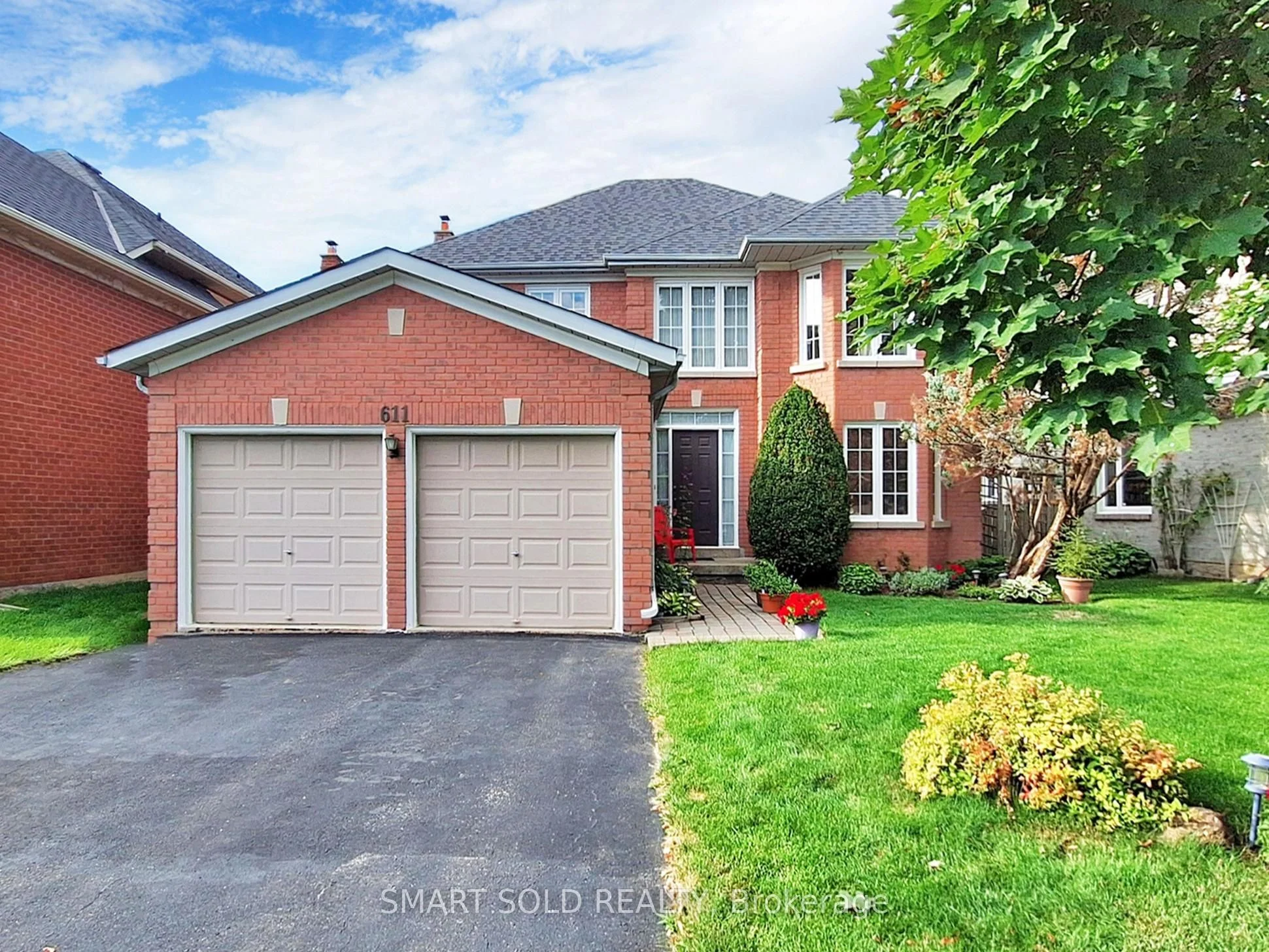 611 Gagnon Place, Newmarket, ON L3X 1V8