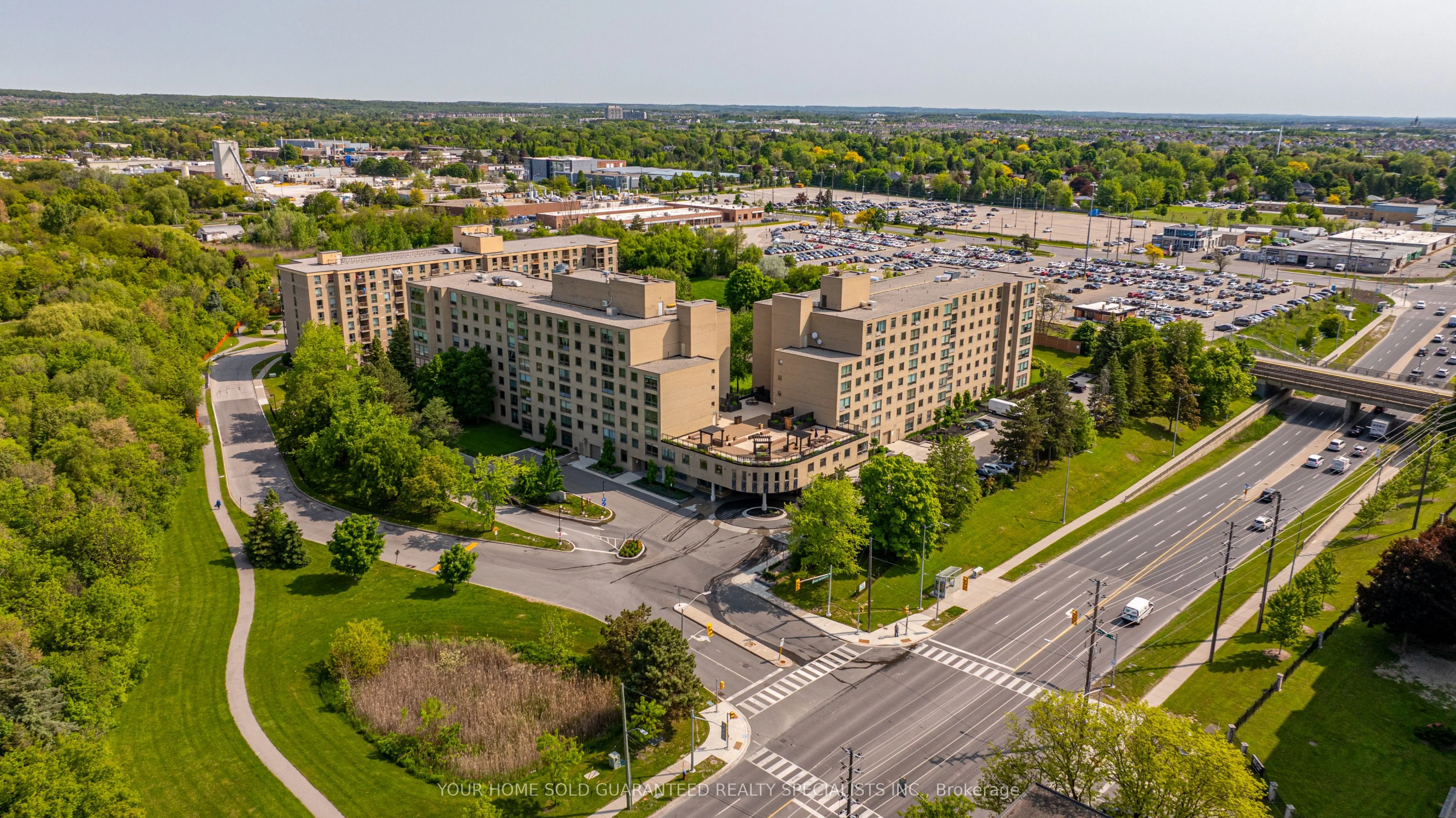 326 Major Mackenzie Drive E 511, Richmond Hill, ON L4C 8T4