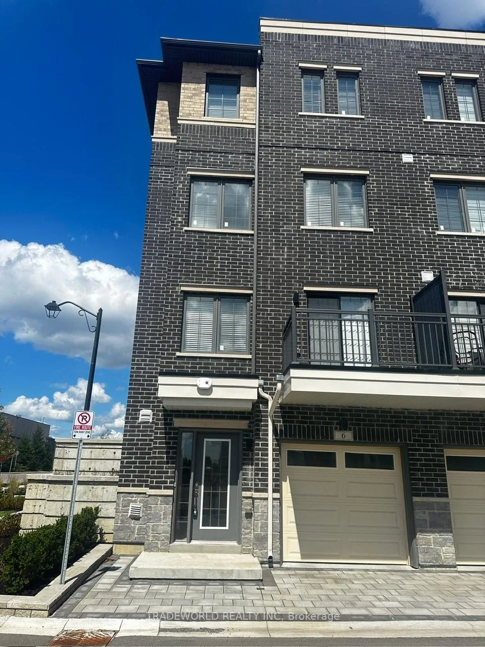 6 Clippers Crescent, Whitchurch-stouffville, On L4a 4x7