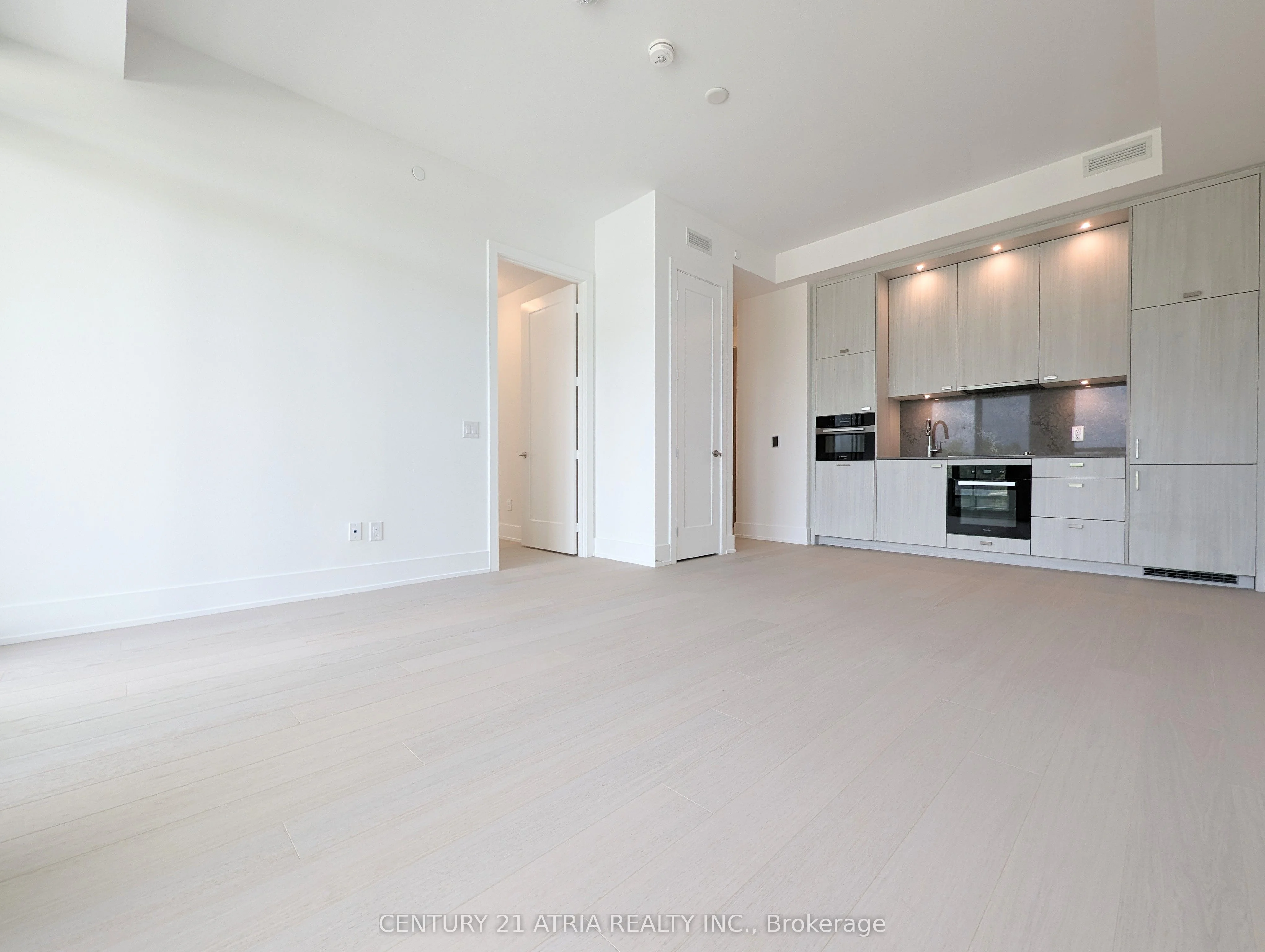 Condo Apartment in Markham