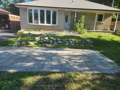 Detached in Richmond Hill