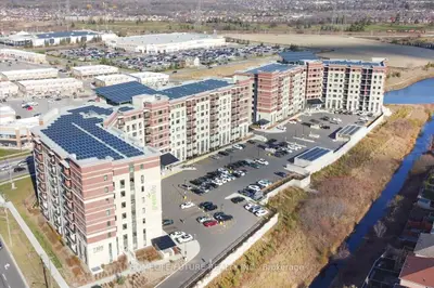 Condo Apartment in Markham