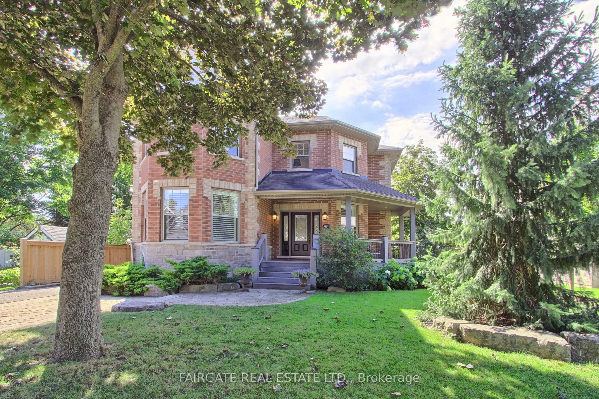 134 Church Street N, Whitchurch-Stouffville, ON L4A 4T8