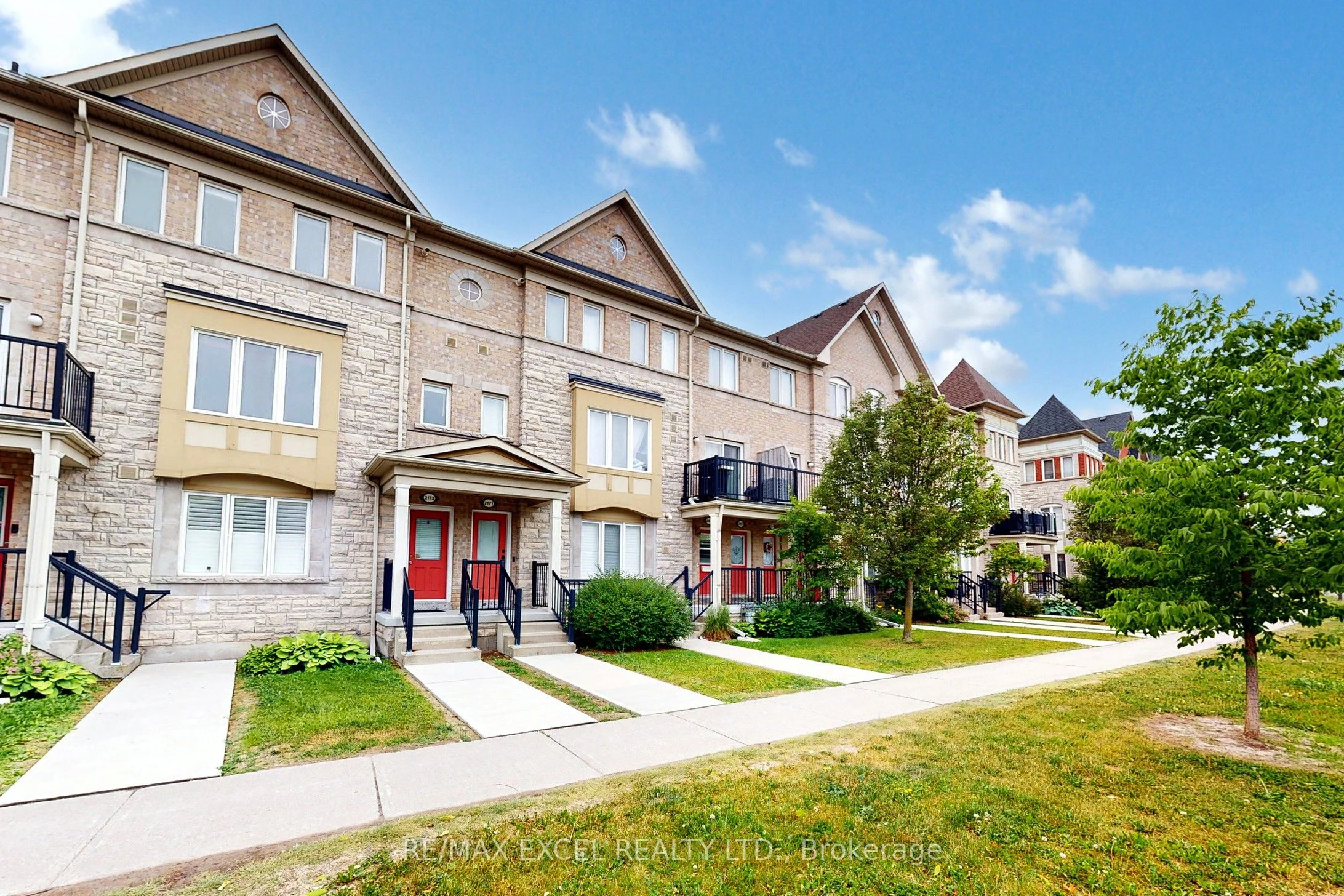 Condo Townhouse in Markham