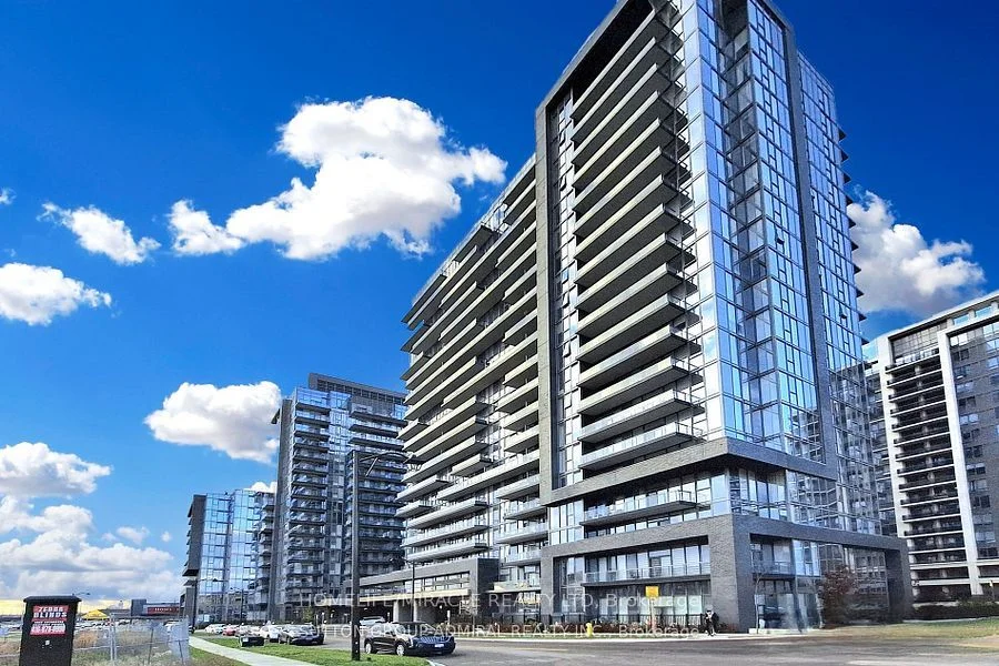 Condo Apartment in Vaughan