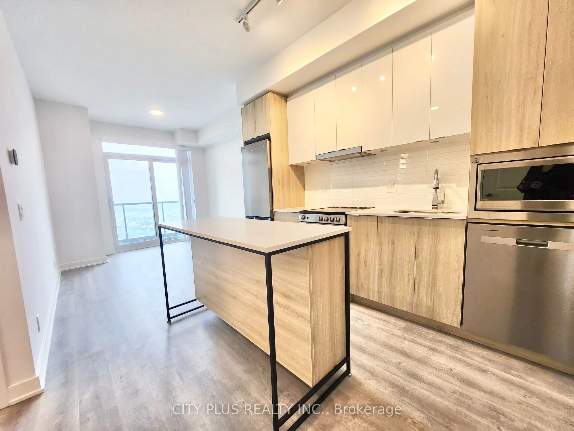 Condo Apartment in Vaughan