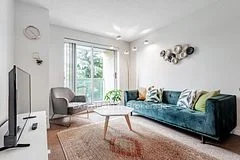 3 Ellesmere Street 308, Richmond Hill, ON L4B 4N2