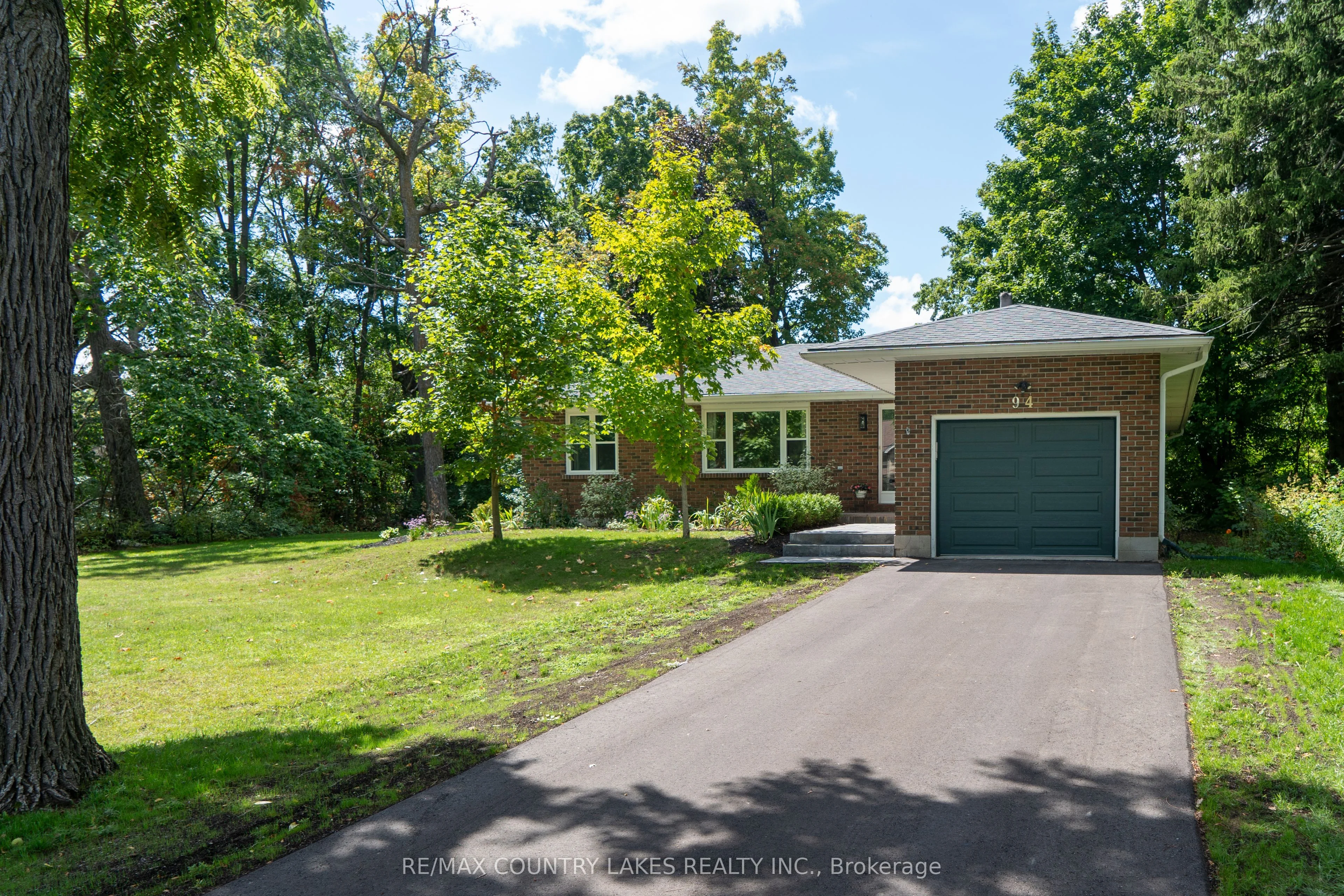 94 Laidlaw Street N, Brock, ON L0E 1E0