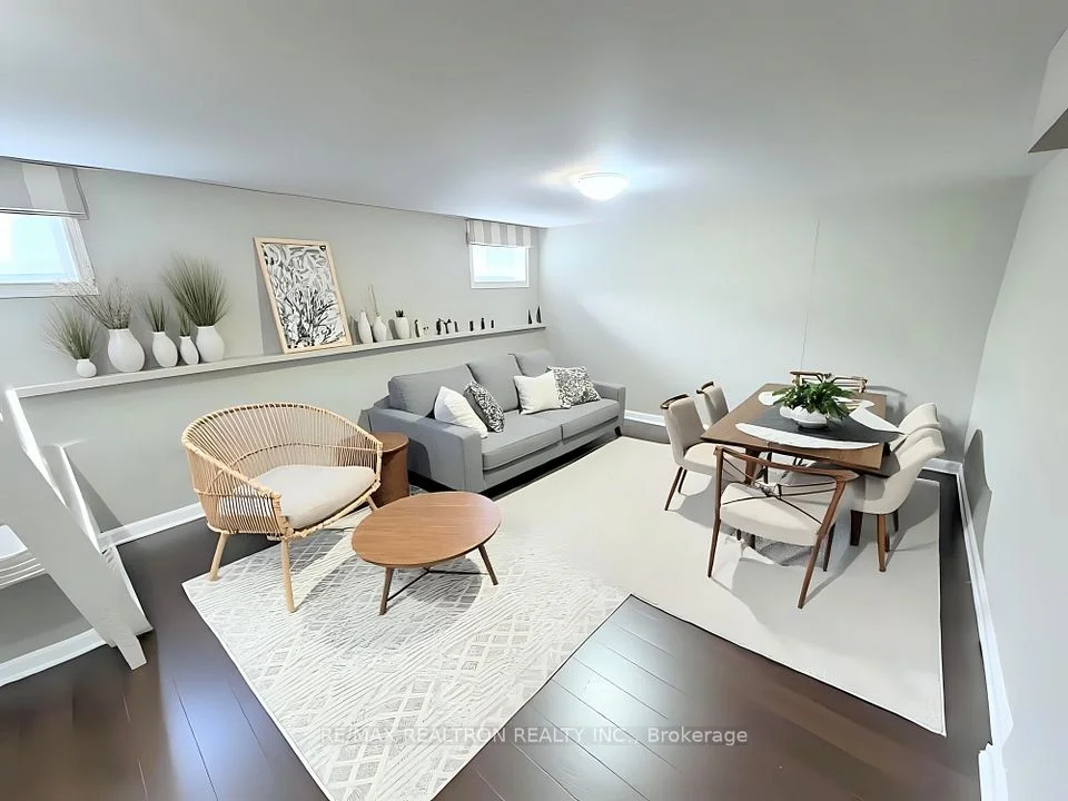 328 Boisdale Avenue, Richmond Hill, ON L4C 1R3