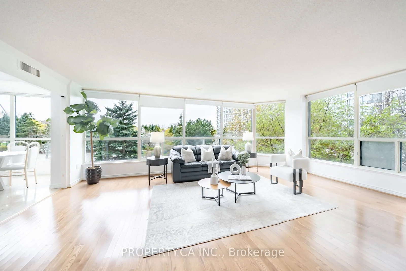 7300 Yonge Street 301, Vaughan, ON L4J 7Y5