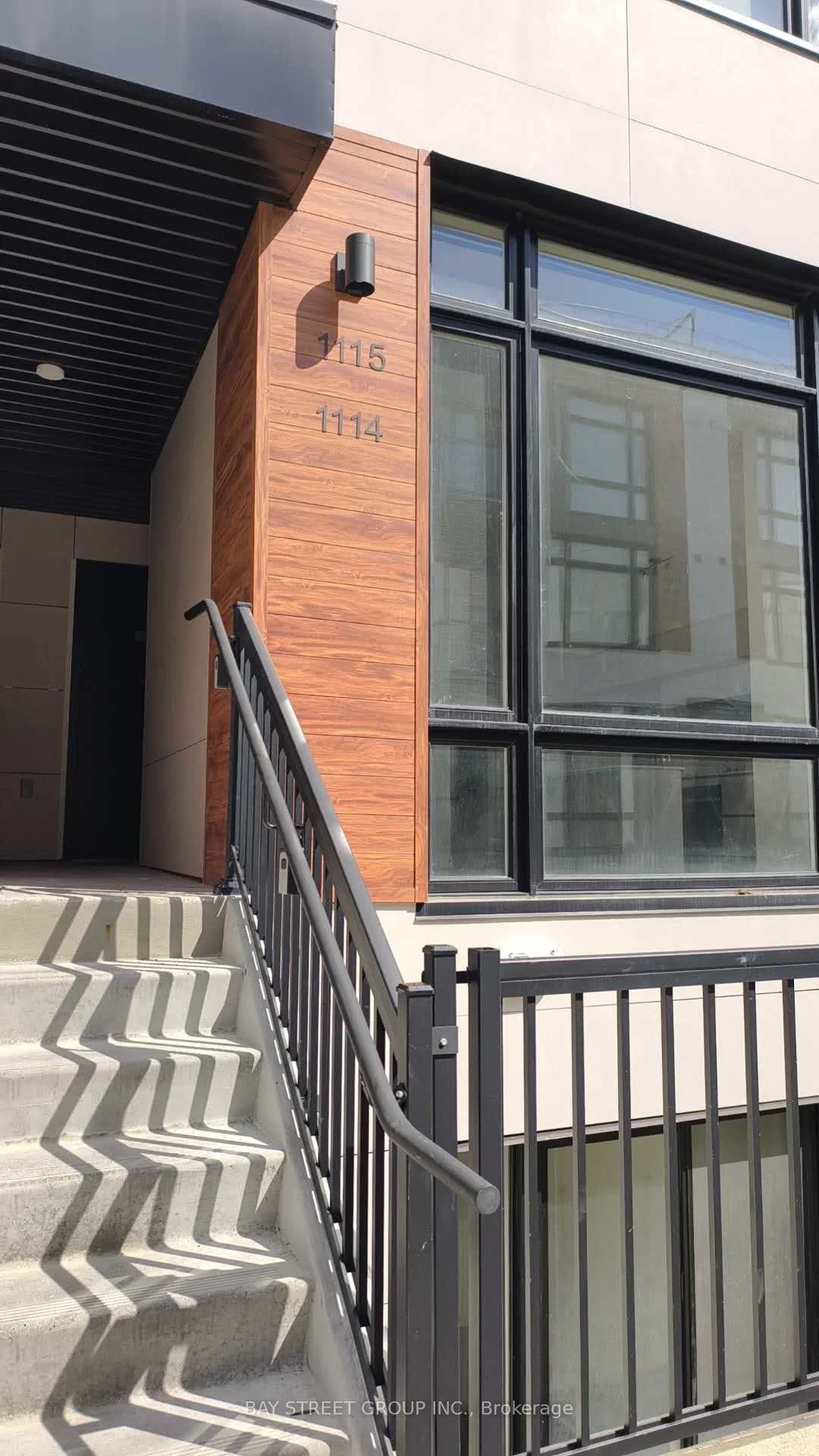 12 David Eyer Road 1114, Richmond Hill, On L4s 0n4
