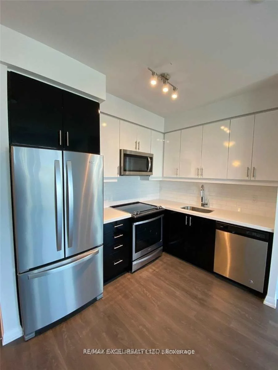 7895 Jane Street 814, Vaughan, ON L4K 2M7
