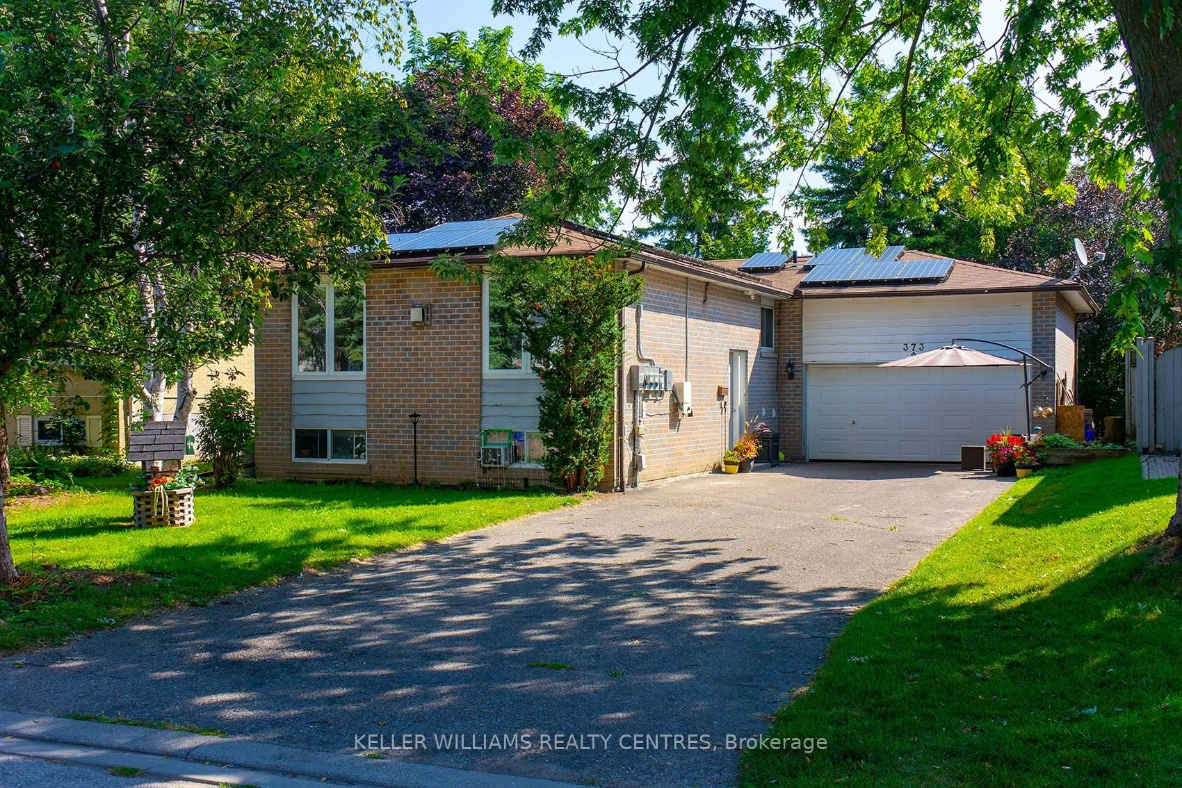 373 Borden Avenue, Newmarket, ON L3Y 5C1