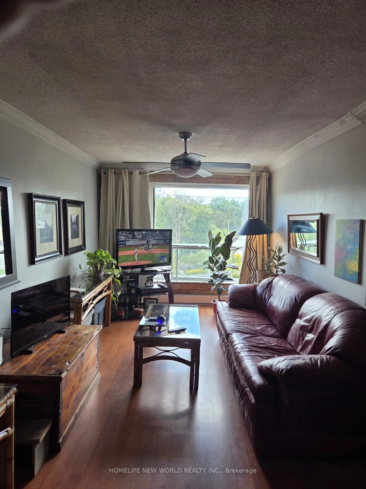 42 Brock Street W 8, Uxbridge, ON L9P 1K3
